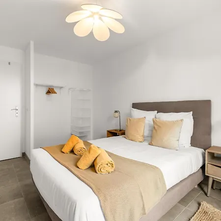 Val D'or, Moderne Et Famillial Pour 4 Personnes, Parking, Centre Gare * Menton